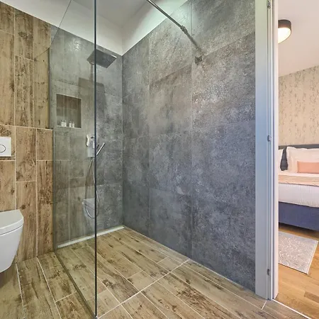 Celestial Near Split Willa Podstrana