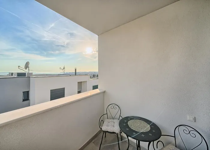 Celestial Near Split ヴィラ *