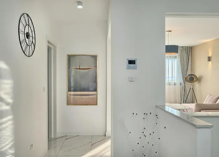 Celestial Near Split ポドストラナ