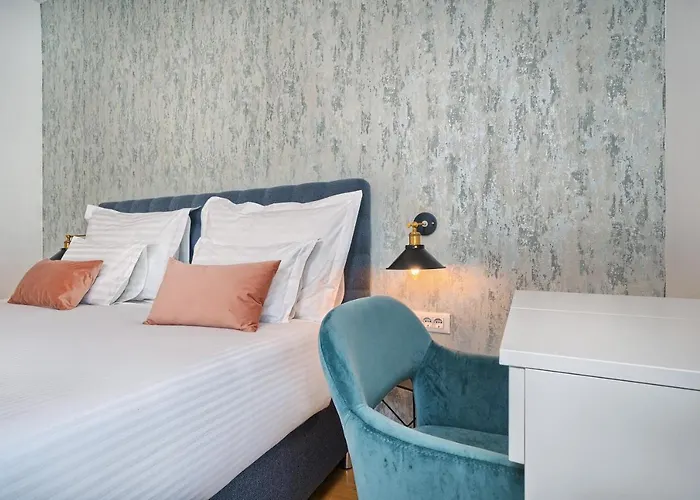 Celestial Near Split *