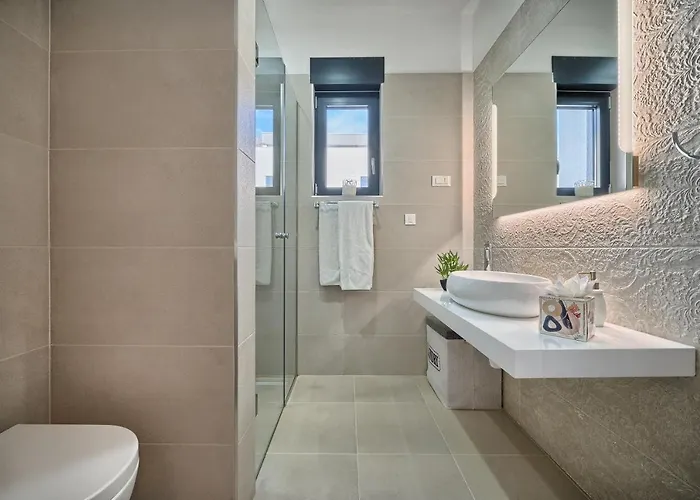 Celestial Near Split ヴィラ *